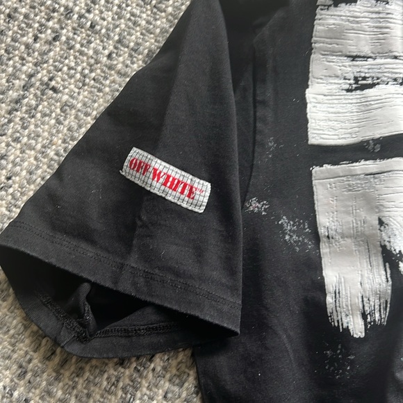 Off white Galaxy Men’s Tee Size S Used Extremely Rare Perfect Condition - Picture 5 of 9